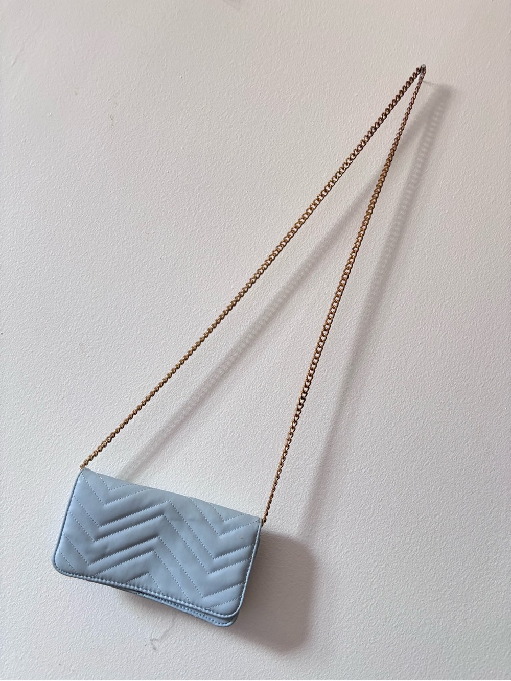 Forever 21 Light Blue Quilted Crossbody with Gold Chain